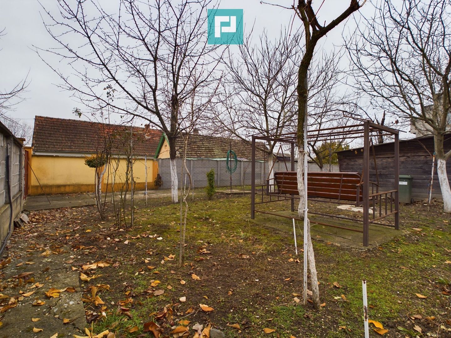 Casa cu 4 camere in Cicir - Poză 15