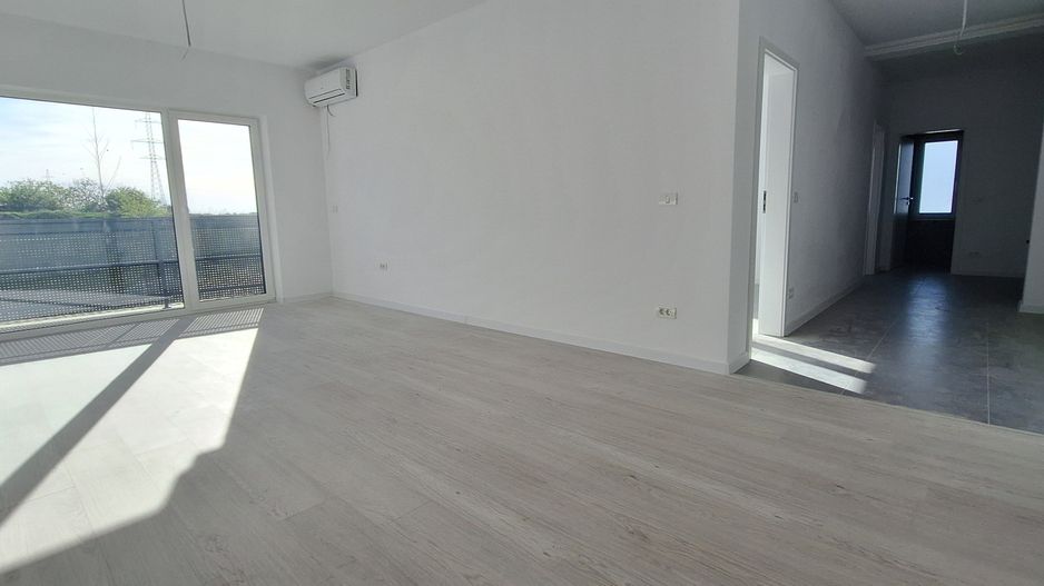 Apartament 3 camere/ loc de parcare/ balcon 7 mp - Poză 3