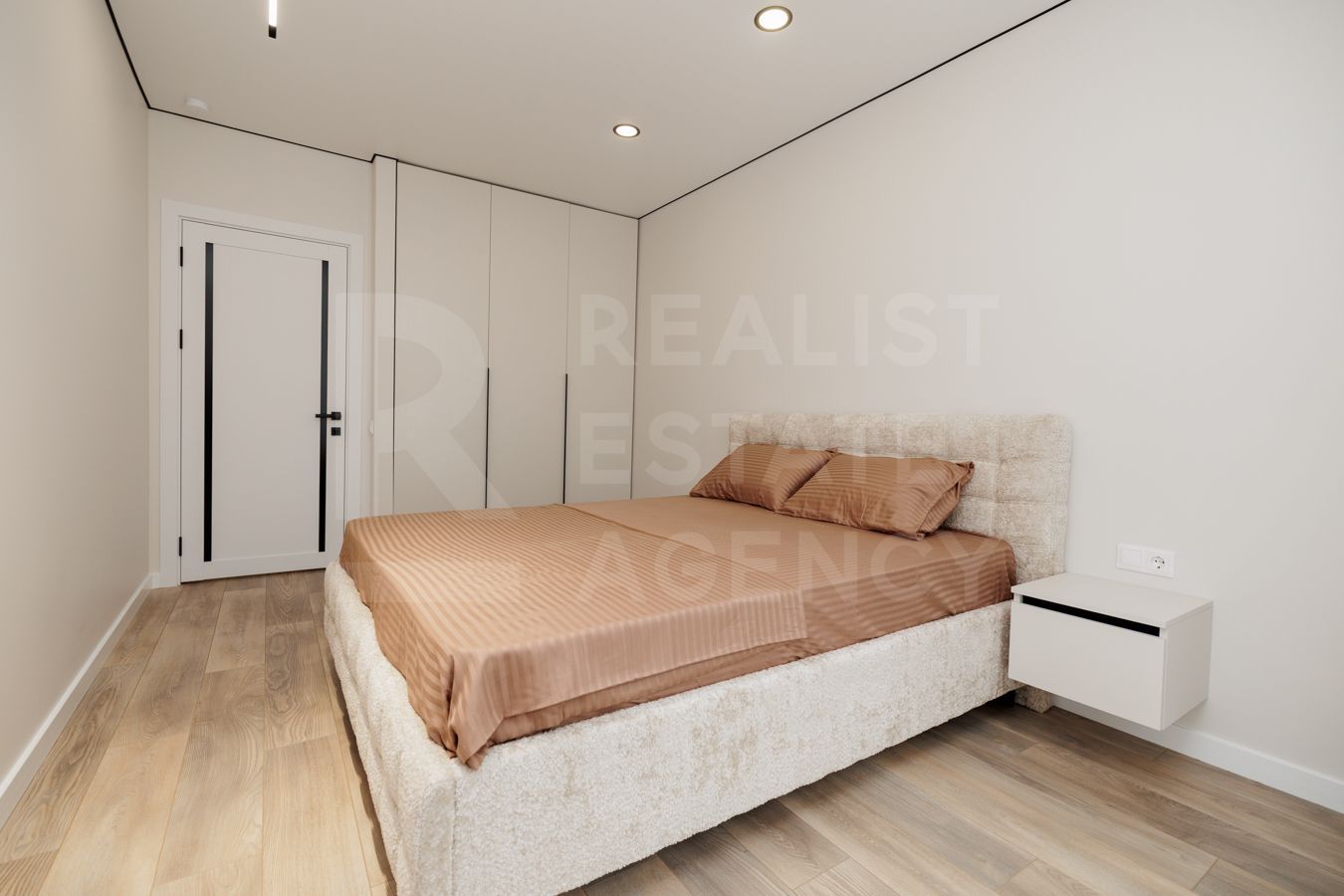 Vânzare, apartament, o cameră, str. Regina Elisabeta, Durlești - Poză 5