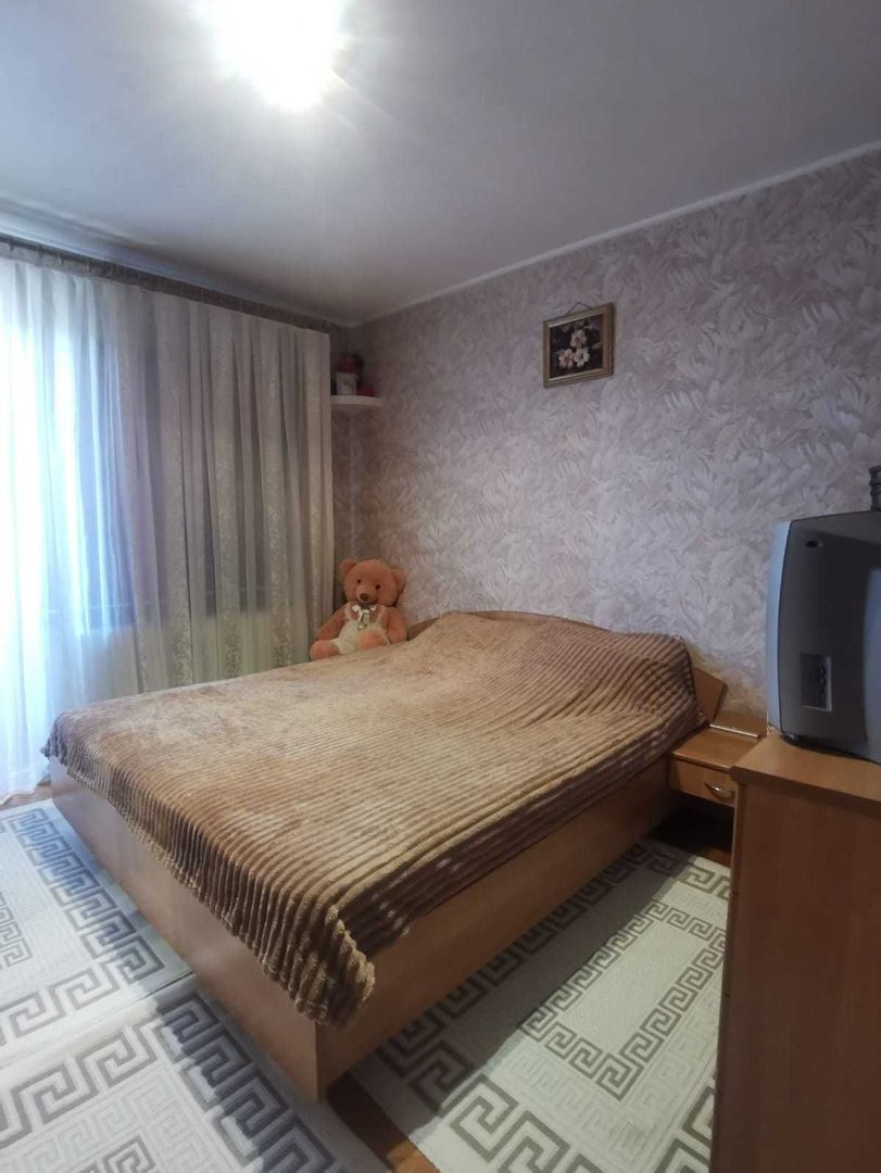 Vând Ap 4 camere centru - Poză 6