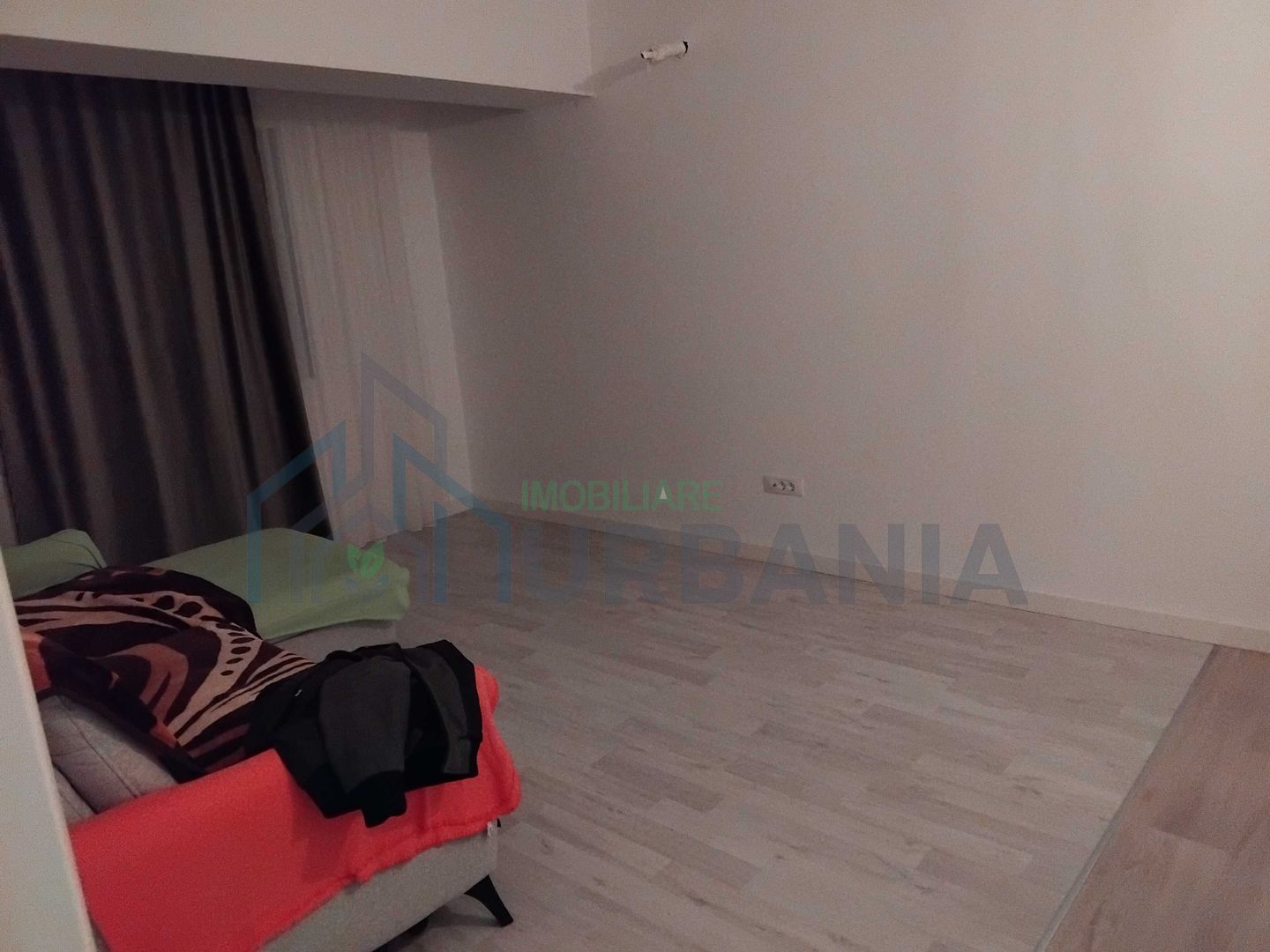 Apartament 3 camere 69mp Tatarasi - Poză 2