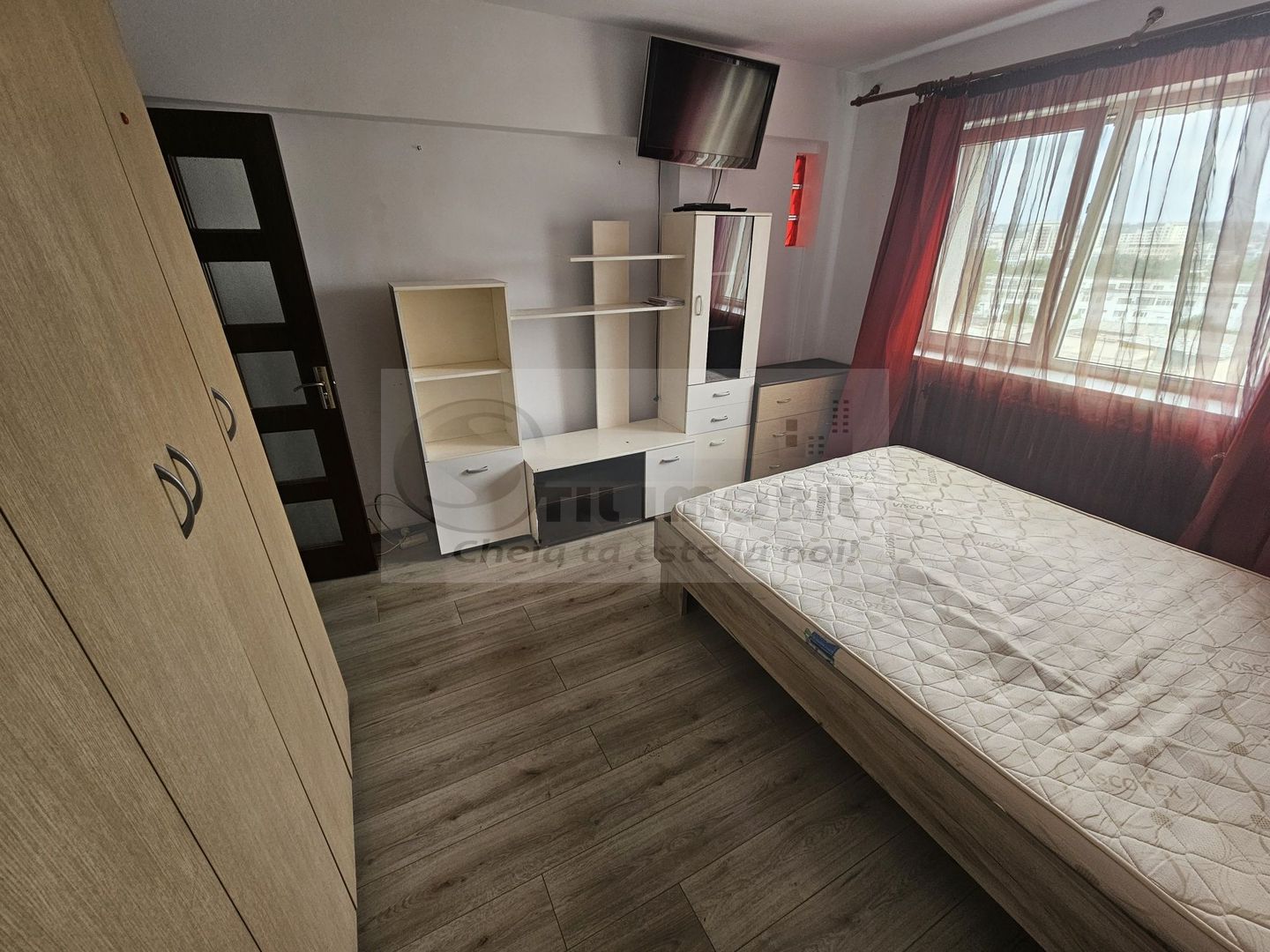 Închiriez apartament circular cu 2 camere Podu Ros - Poză 6