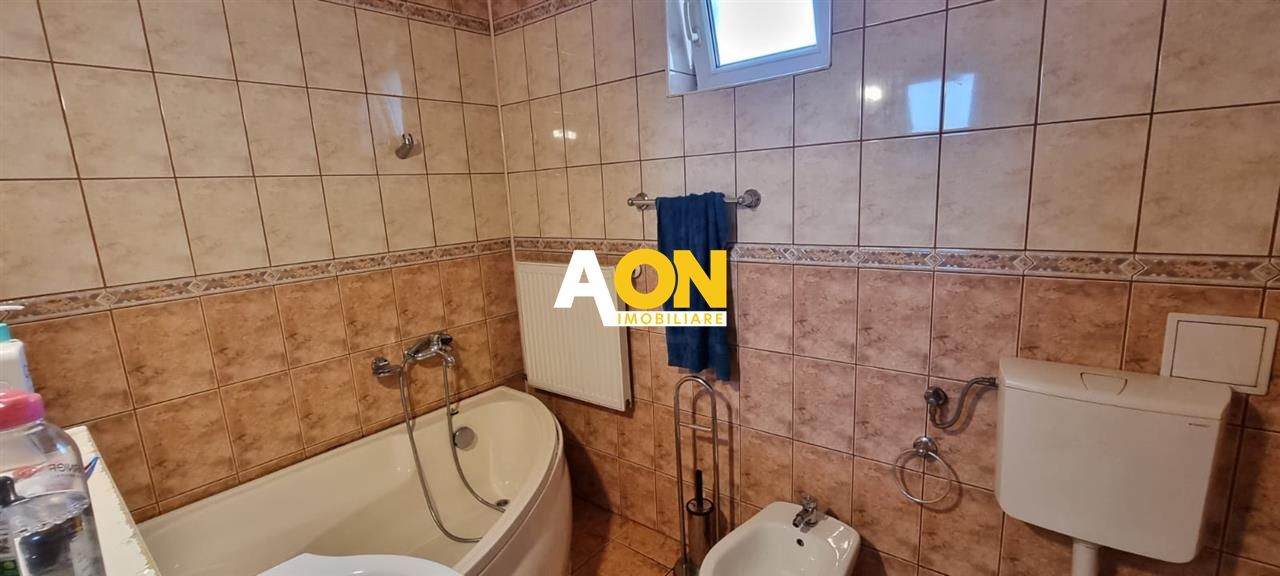 Casa individuala 7 camere Centru - Poză 12