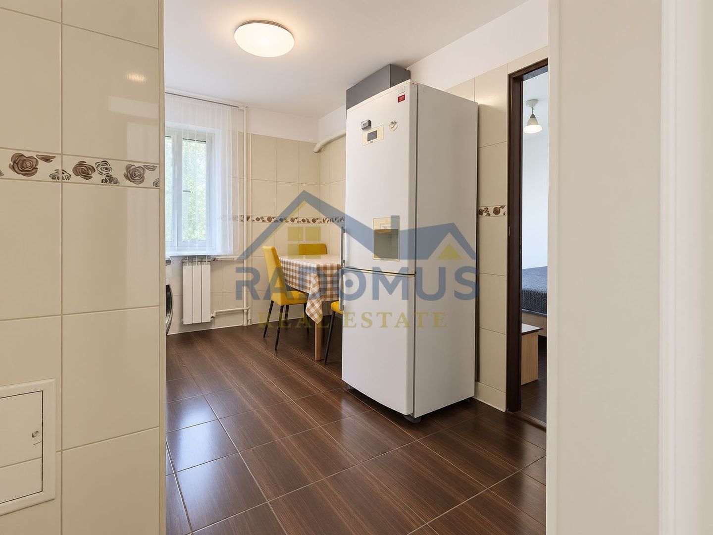 Apartament 2 camere | Zona Vest | Utilat și mobilat | 370 euro/luna - Poză 1