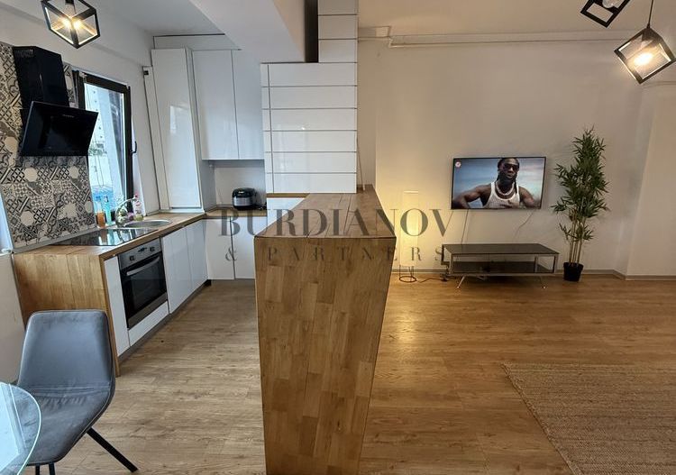 Apartament cu 2 camere - bloc 2017 - Piața Alba Iulia - Poză 2