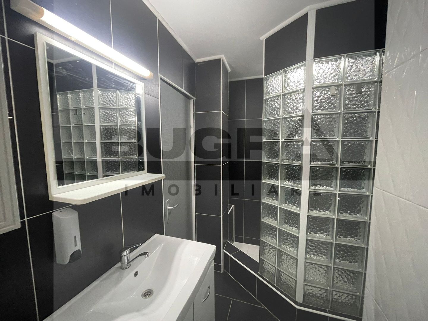 Apartament de 2 camere, modern, 60 mp, zona Piata Cipariu - Poză 9