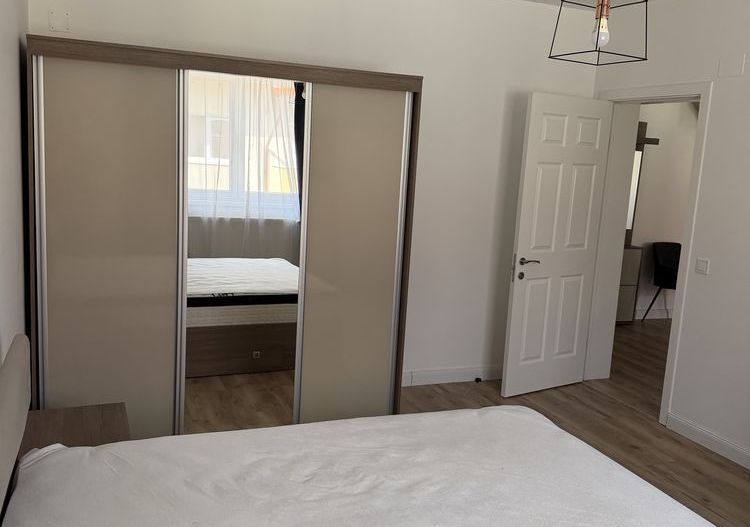 Inchiriez Apartement Bloc Nou - Poză 5