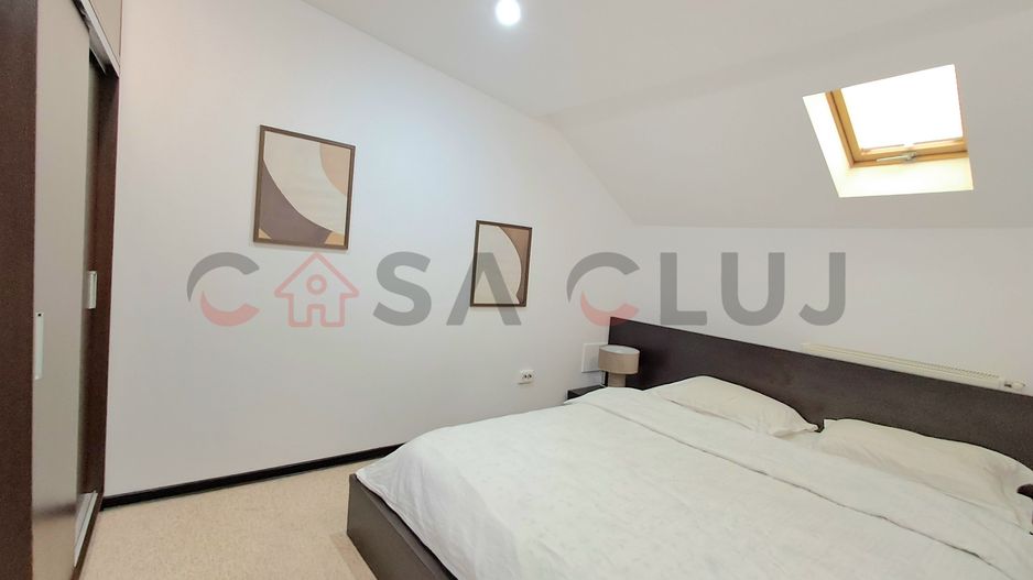 Casa, Curte Comuna, Zona Centrală!! - Poză 7