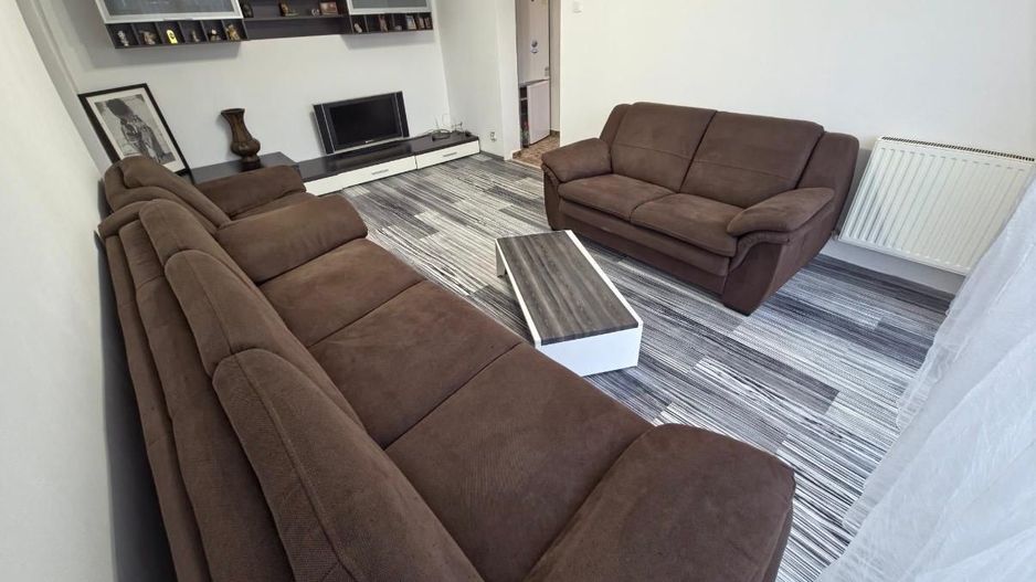 AP. 2 CAMERE TITAN, LOC PARCARE, MOBILAT/UTILAT, METROU 5 MINUTE - Poză 1