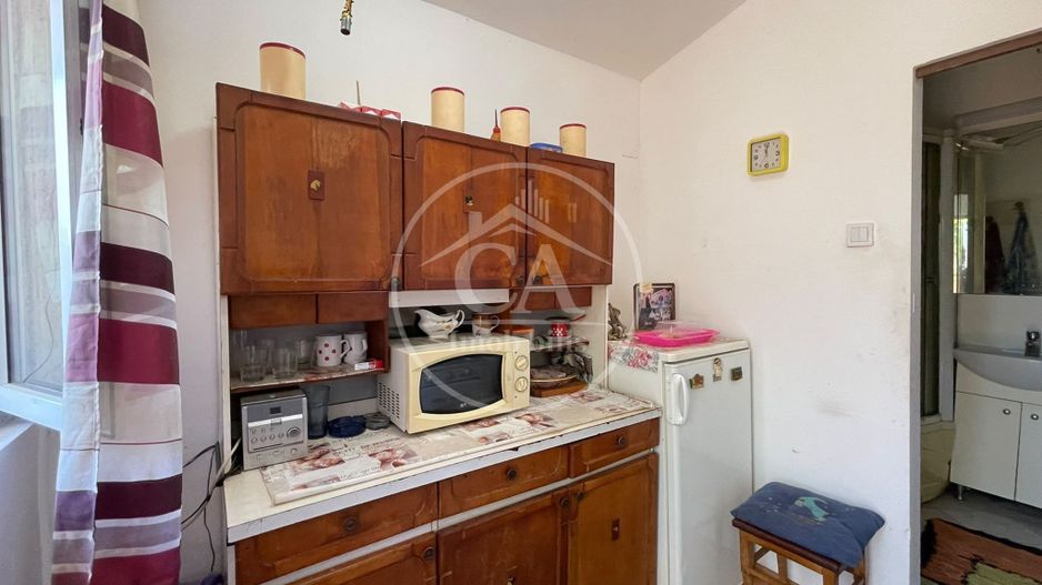 Casa de vanzare cu 2 camere in zona Sintelec, Bihor. - Poză 5
