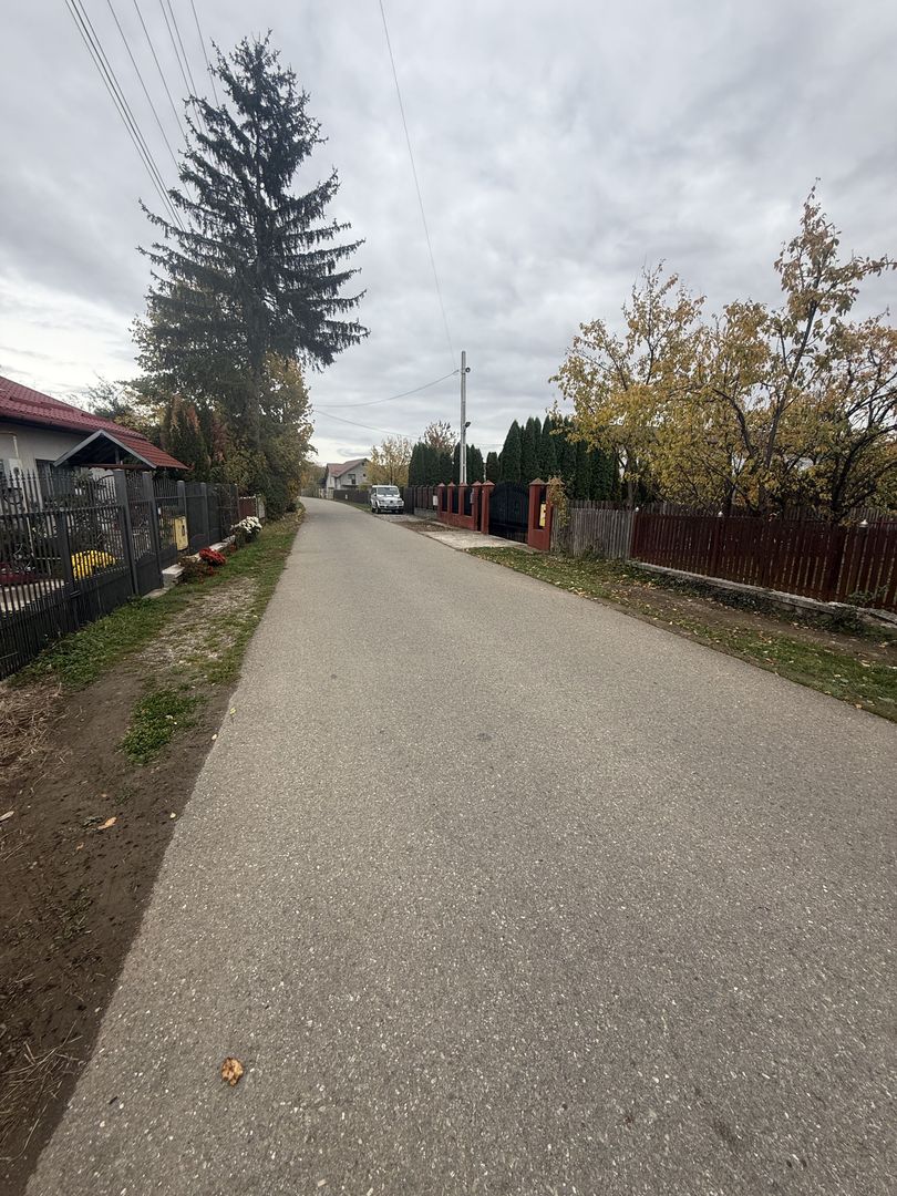 Teren intravilan împrejmuit 2331 mp la strada, toate utilitățile! - Poză 17
