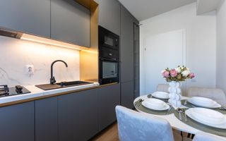 Apartament ultrafinisat / etaj intermediar / Zona Terra - Poză 4
