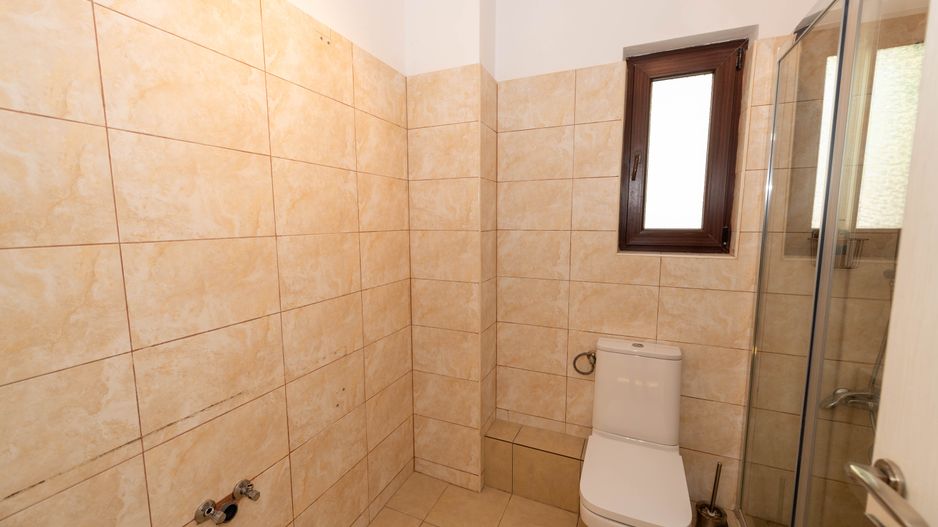 Vila spatioasa de vanzare in Pantelimon zona Padurea Cernica - Mierlei - Poză 12
