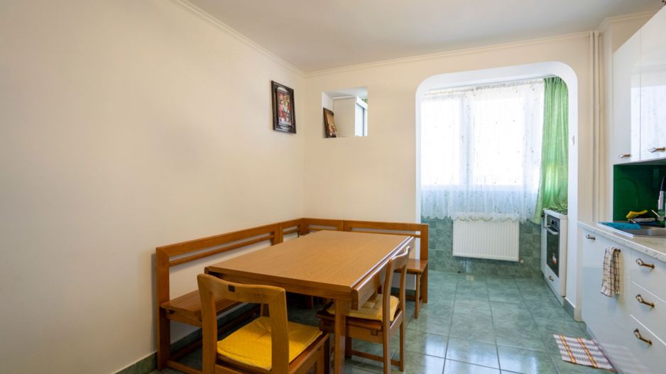 APARTAMENT 3 CAMERE, 2 BAI, NUFARUL, ETAJ INTERMEDIAR - Poză 7