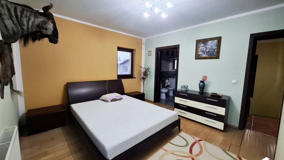 Vila cu 4 camere, Gageni - Poză 12