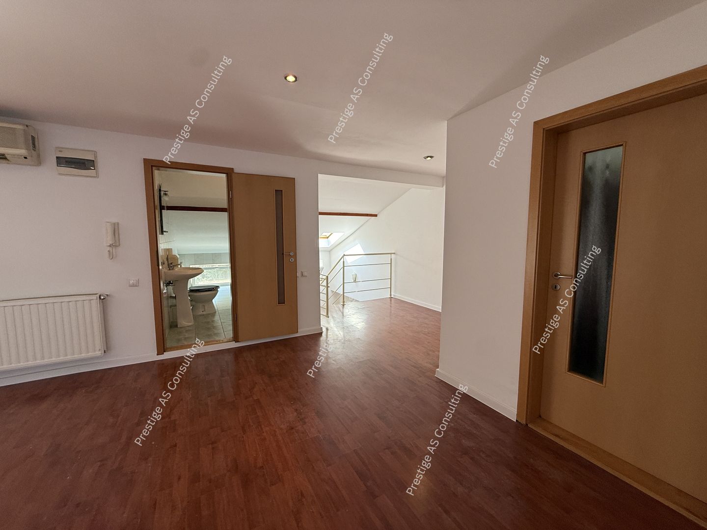 Proprietate versatila | 271 mp utili | renovata complet – Elisabetin, Porumbescu - Poză 21