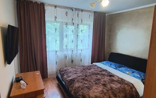 Vanzare apartament 3 camere, Micro 16, 70 mp, 85.000 EURO - Poză 5