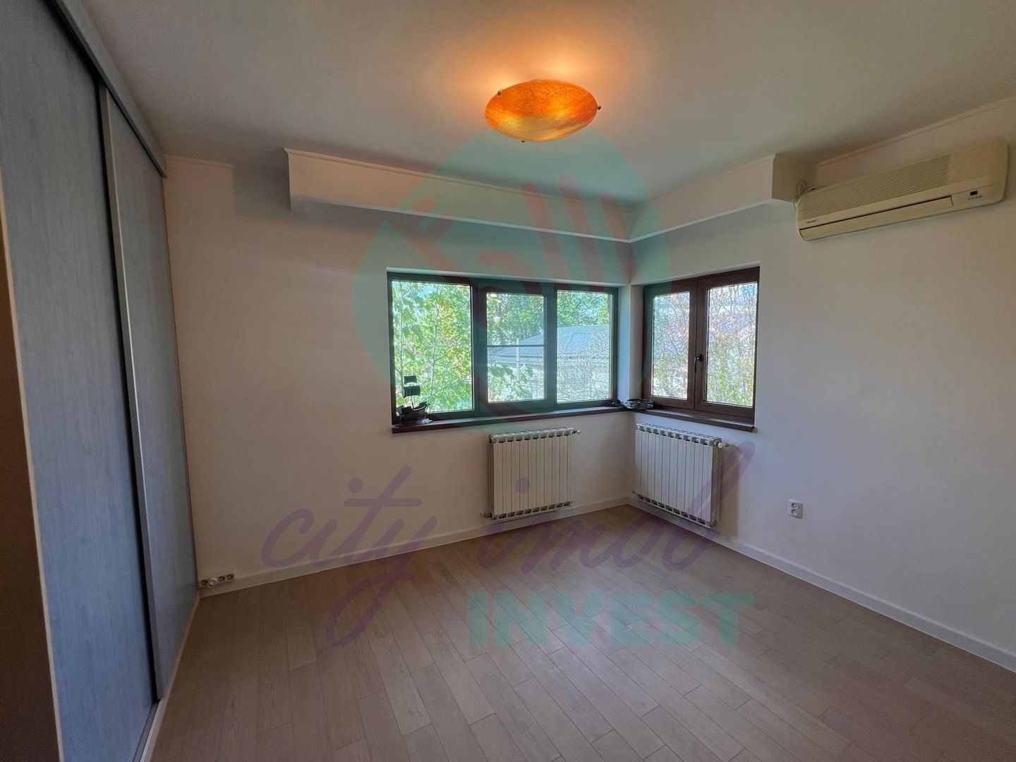 Apartament  3 CAMERE in bloc boutique-CENTRALA PROPRIE-80 mp - Poză 9