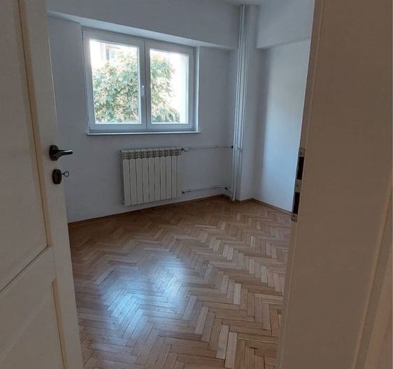De Inchiriat Apartament 4 camere Universitate sector 2 - Poză 4