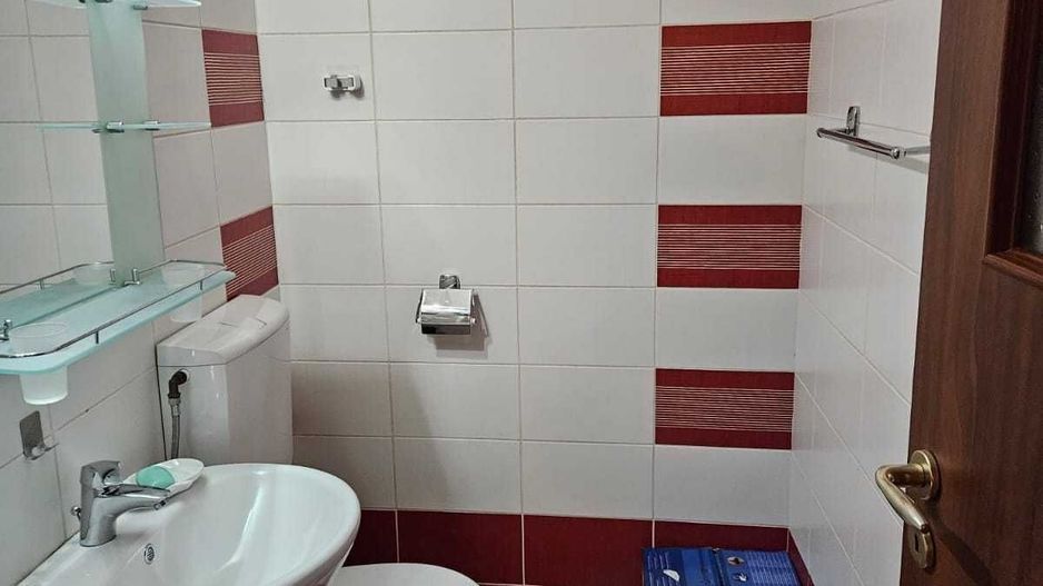 Apartament 3 camere de inchiriat, decomandat, parcare, Bulevardul Ghencea - Poză 6