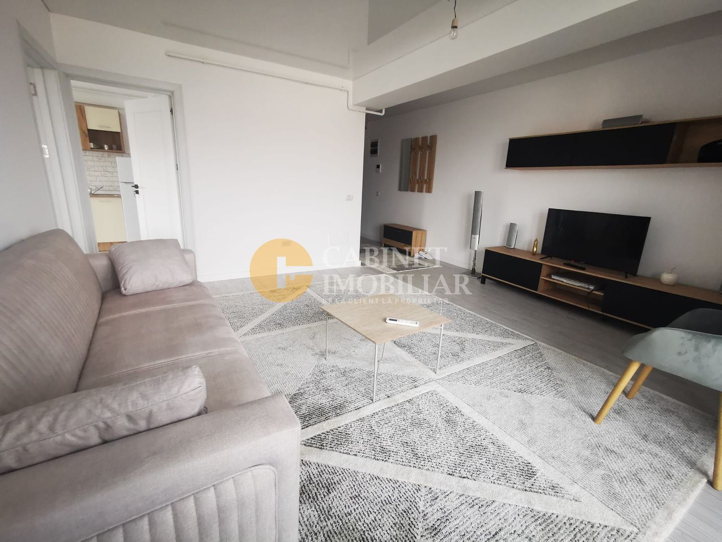 2 Camere PREMIUM - 70mp | Etaj 9/10 | View Superb | Bloc Nou 2025 CUG - Poză 2