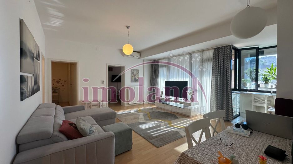 Vanzare - 3 camere cu logie - Complex DV24 - Calea Calarasilor - Poză 1