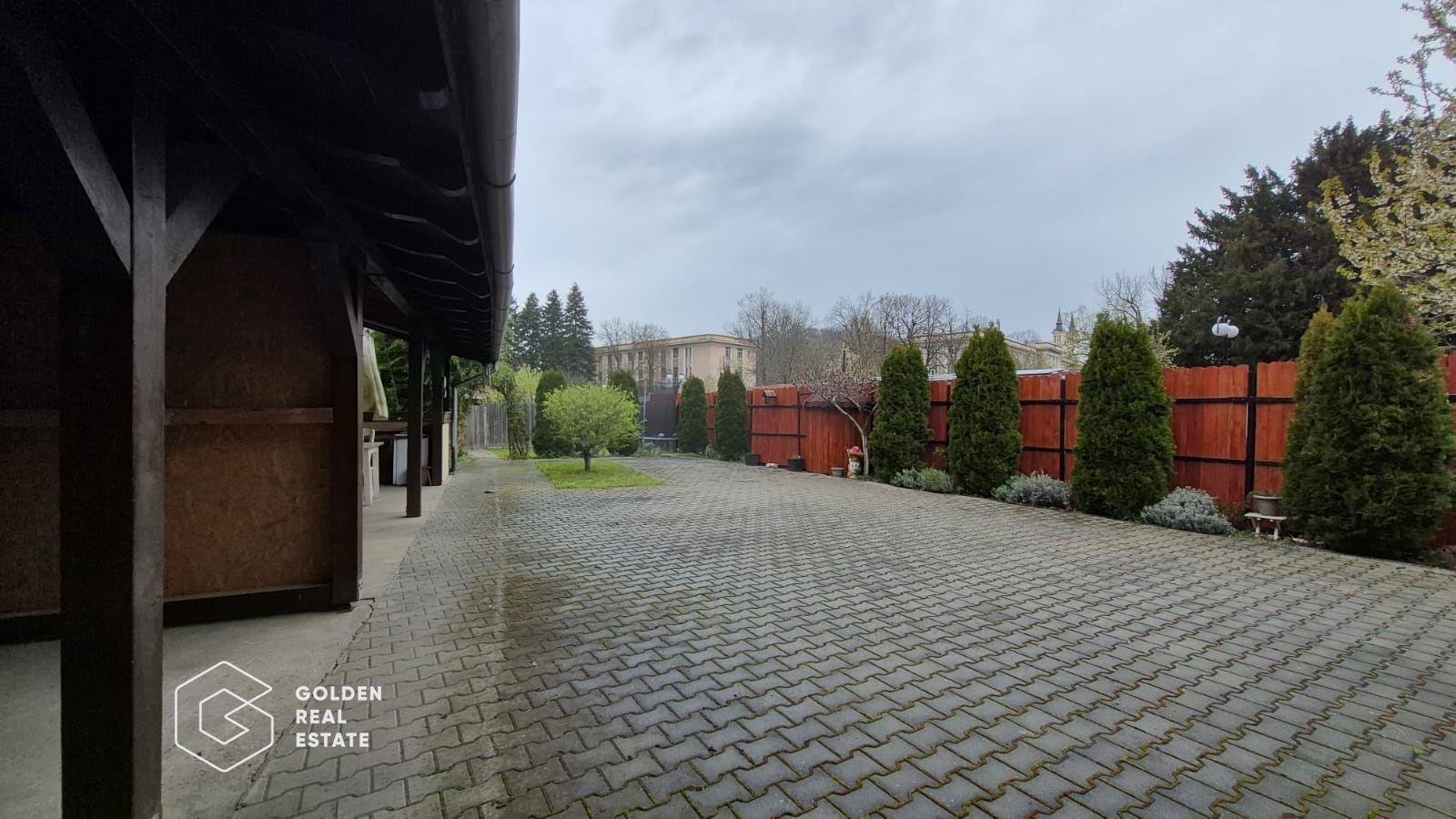 Casa cu teren de 958 mp, oras Lipova - Poză 11