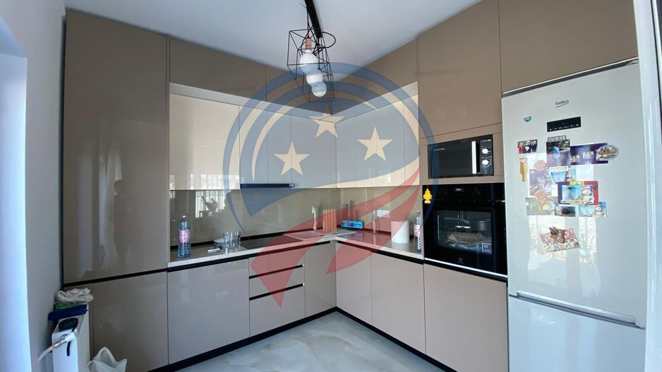 CASA DEOSEBITA ZONA SELGROS COMPLET MOBILATA - Poză 8