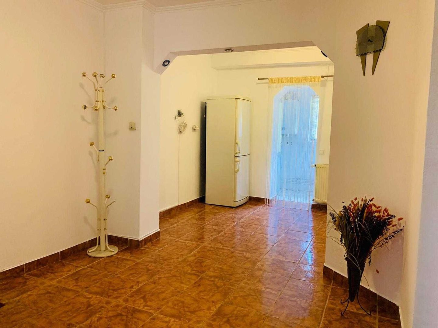 2 camere decomandat  Lipovei parter centrala proprie - Poză 4