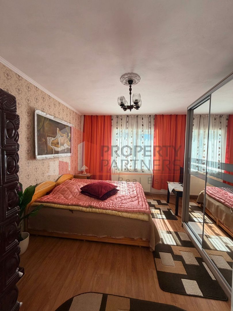 Casă tradițională cu 1800 mp teren  în Sohodol, Bran | Priveliște superba - Poză 16