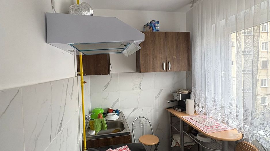 Garsonieră zona lenin etaj 2 de închiriat - Poză 4