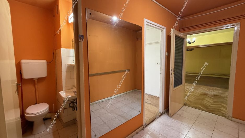 Apartament 4 camere, parter inalt zona Punctele Cardinale - Central - Poză 19