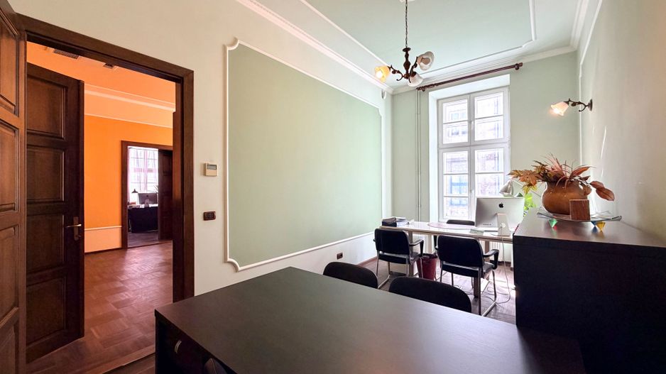 4 camere Ultracentral  - Piața Unirii, ideal birouri, parcare in curte - Poză 10