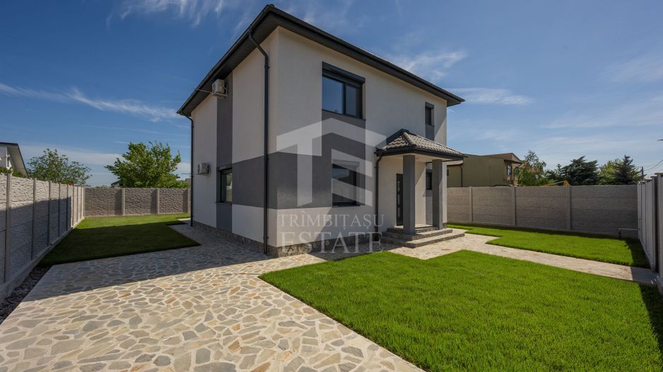 CASA TIPLA, Racordata! Cu un DORMITOR la PARTER ! Domnești! - Poză 1