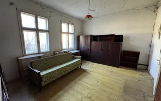 Teren și casă de vânzare în Miercurea Ciuc (central, strada Leliceni) - Poză 18