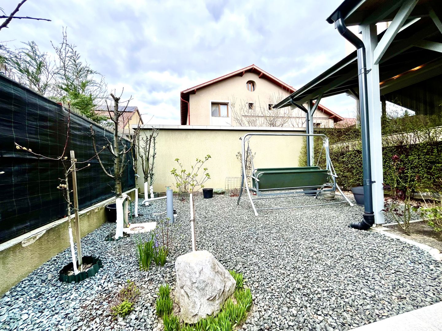 Casa spațioasă și primitoare cu garaj dublu, în Braytim – Soarelui - Poză 32