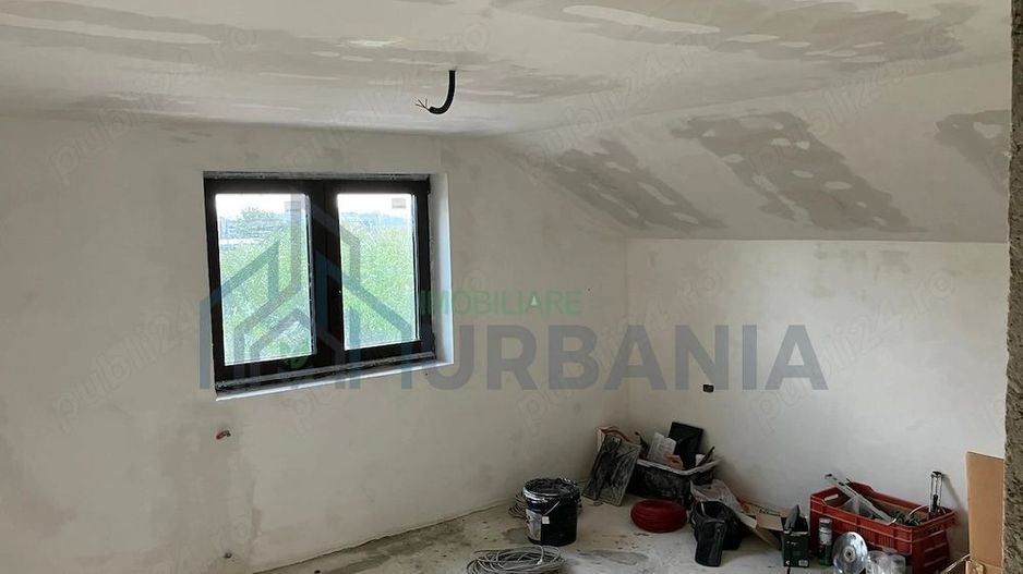 Casă de vânzare în Valea Ursului, Iași – 4 dormitoare, 2 băi, acces din strada principală - Poză 8
