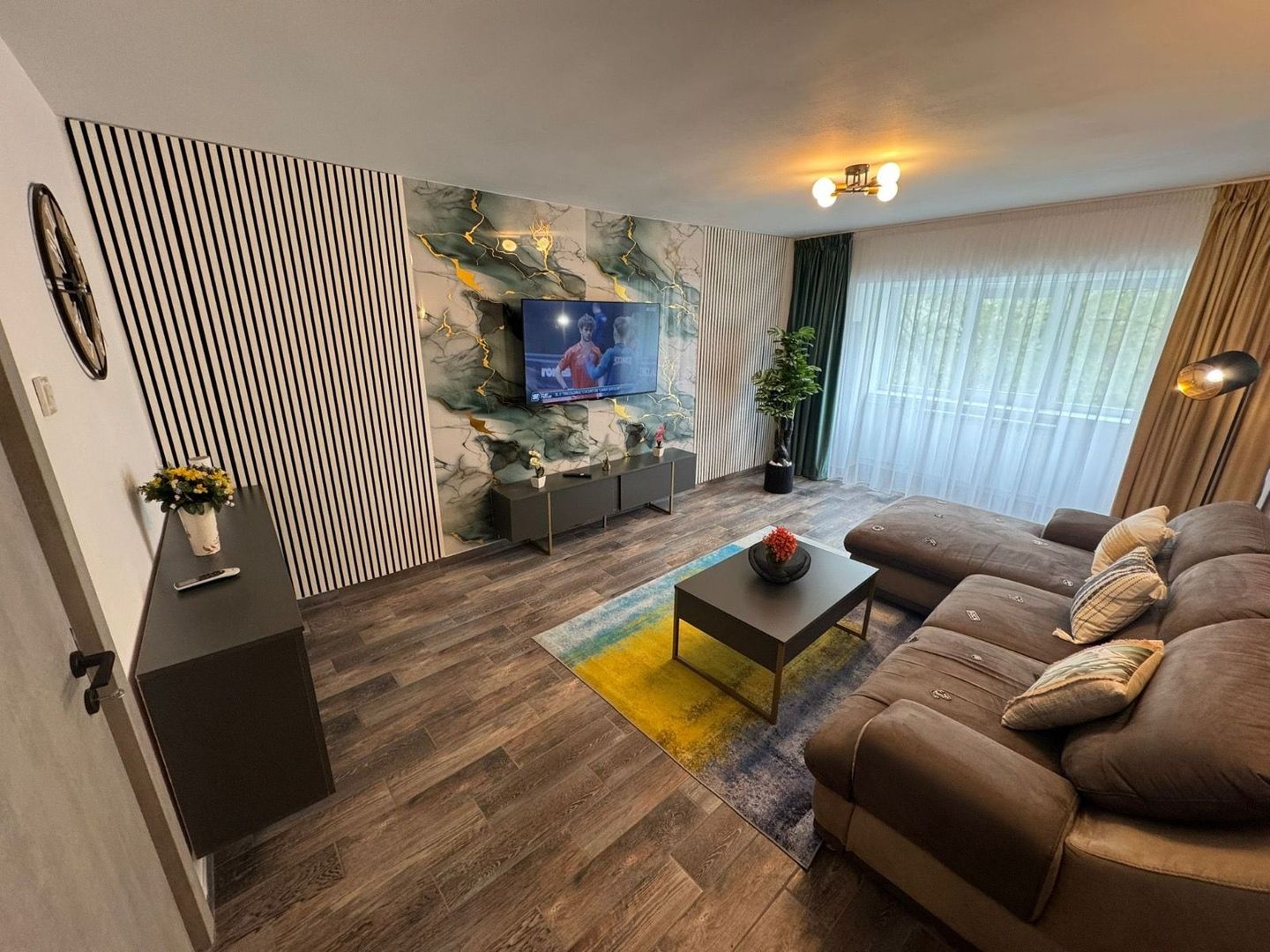 Apartament 2 Camere Premium | 67 mp | Bd. Unirii | Renovat | Mobilat & Utilat - Poză 1