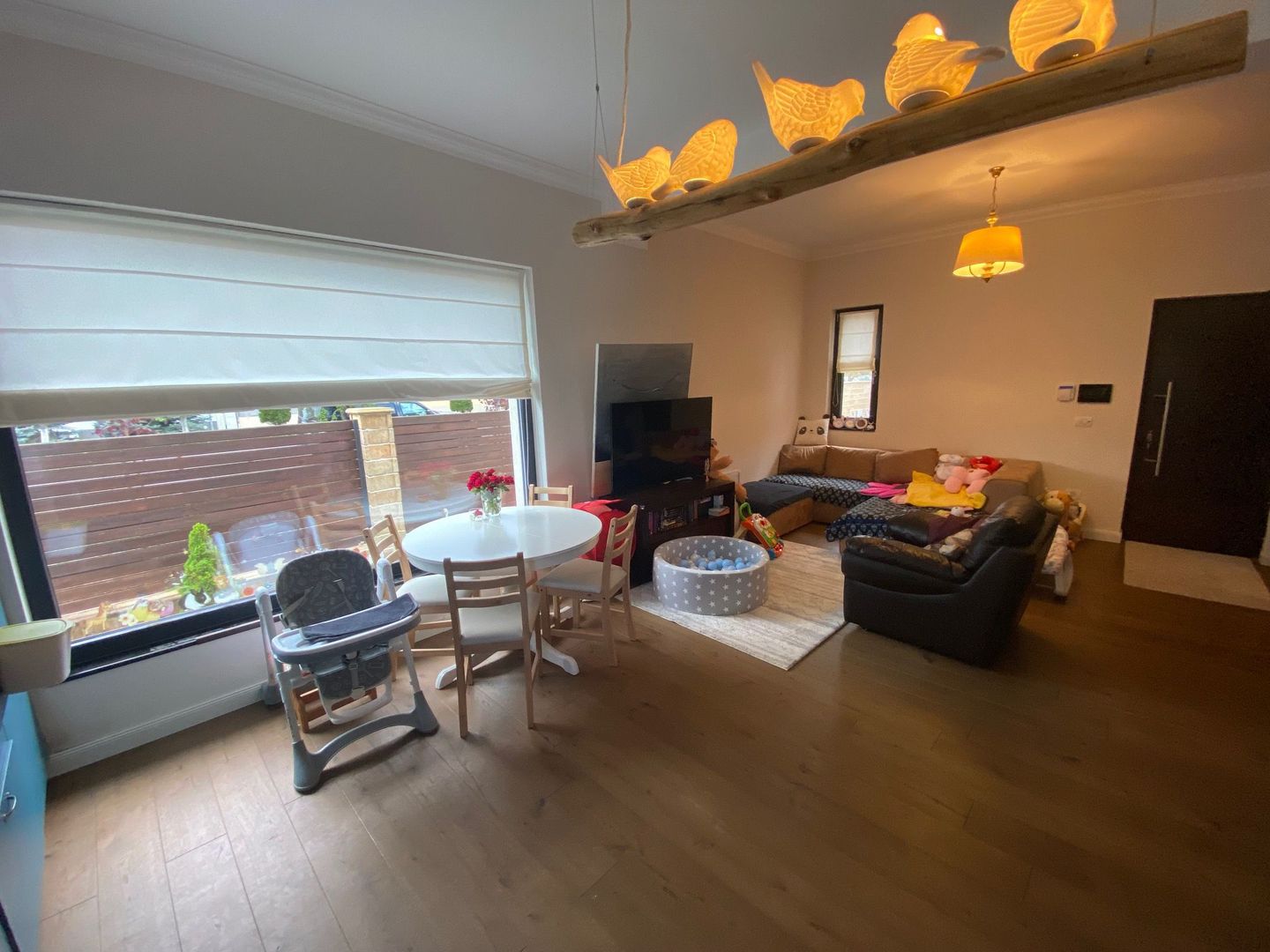 CAsA pe parter formată din 2 corpuri zona Ghiroda - Poză 28