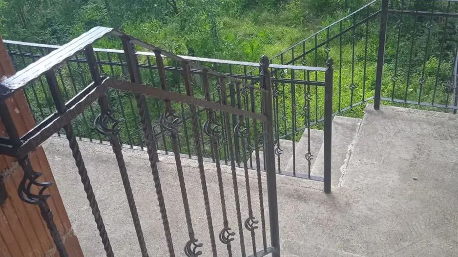 BRASADAS vinde casa spatioasa in zona 14 Mai. - Poză 4