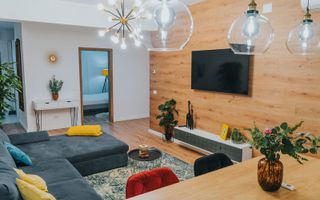 3 camere, ultracentral, Oradea. 205 000 E + TVA. Comision 0 - Poză 1