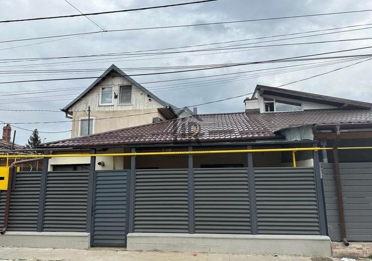 Casa 2 camere decomandate- Galata - Poză 3