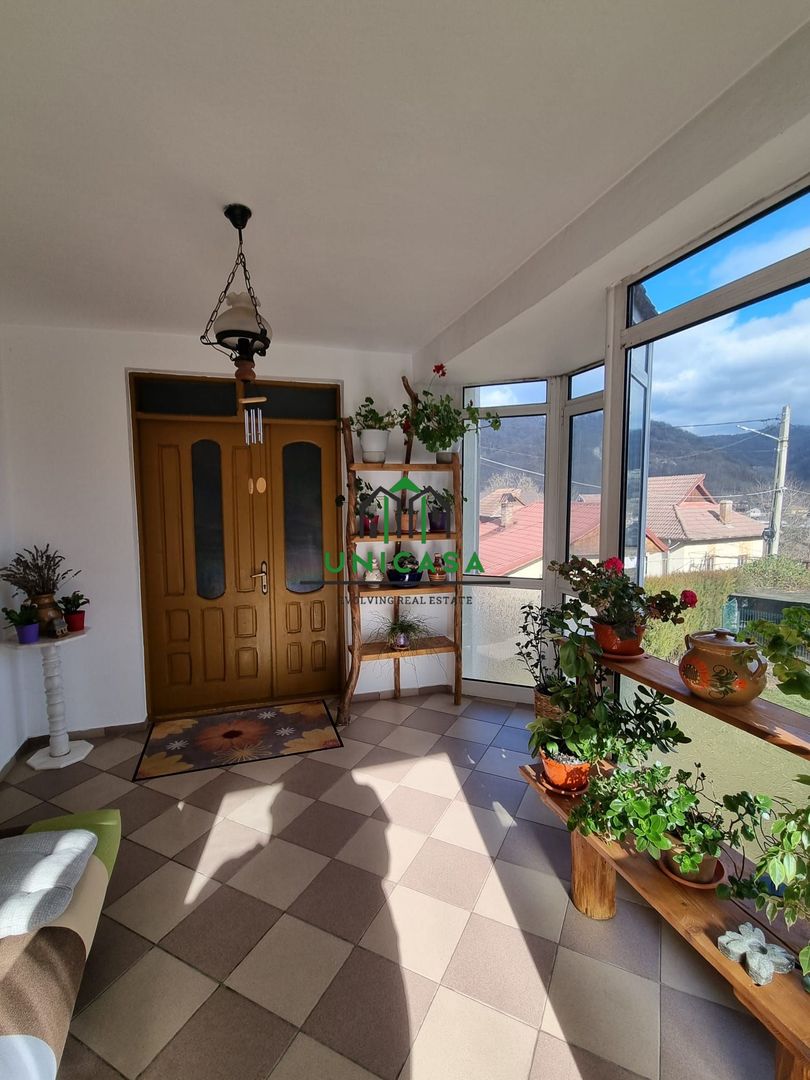 Casa - Vila - Ocnele Mari - Poză 7