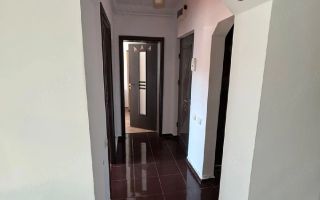 Apartament 3 camere semidecomandat, mobilat, cu centrală proprie, zona Splai Bahlui, Iași - Poză 1