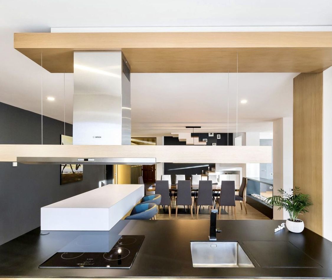 Casă deosebită de vânzare în Sânpetru | Teren 1400 mp - Poză 8