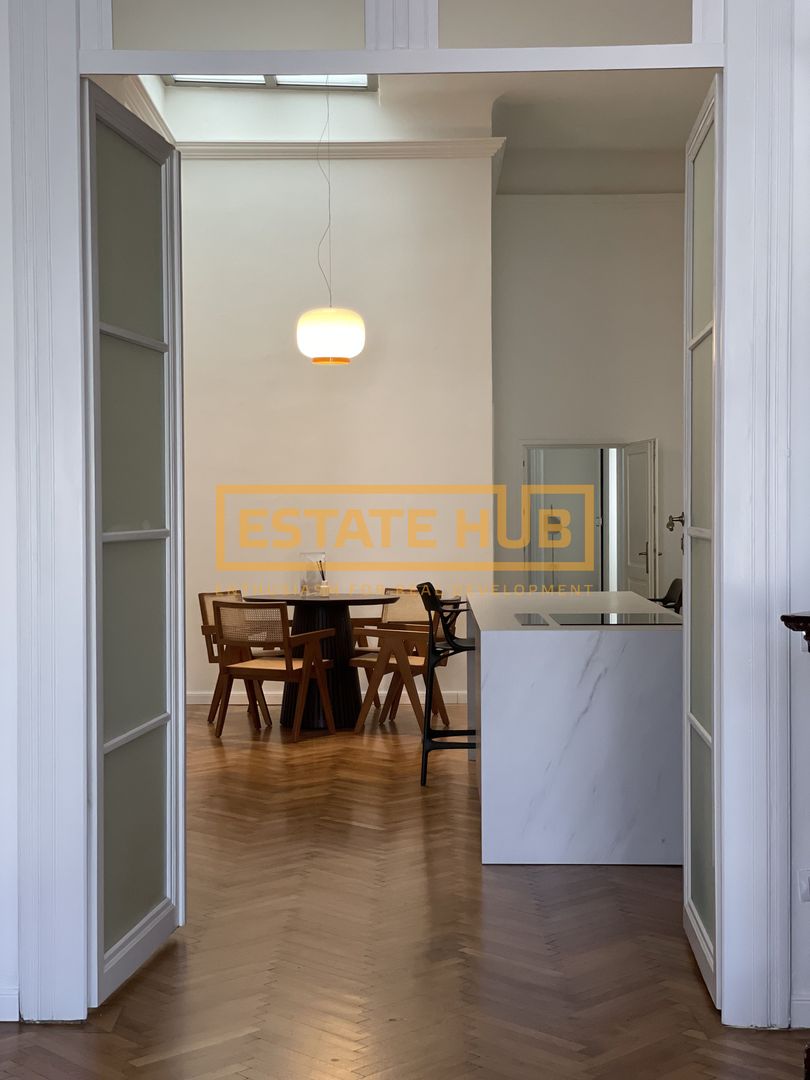 Apartament spectaculos de 125 mp in centrul istoric pe Str. Eroilor - Poză 4