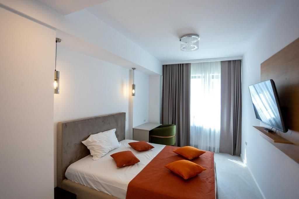 Apartament 2 camere, lux, MAMAIA CENTRAL, vedere la mare și lac - Poză 1