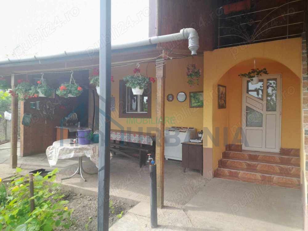 Vând casă în centru Loc Belcesti jud Iași - Poză 4