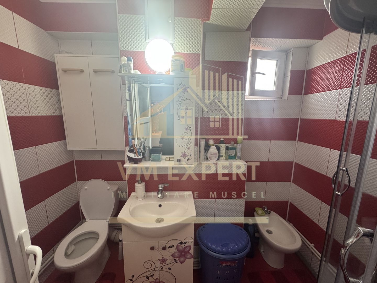 APARTAMENT 2 CAMERE ETAJ 4 VISOI CAMPULUNG - Poză 6