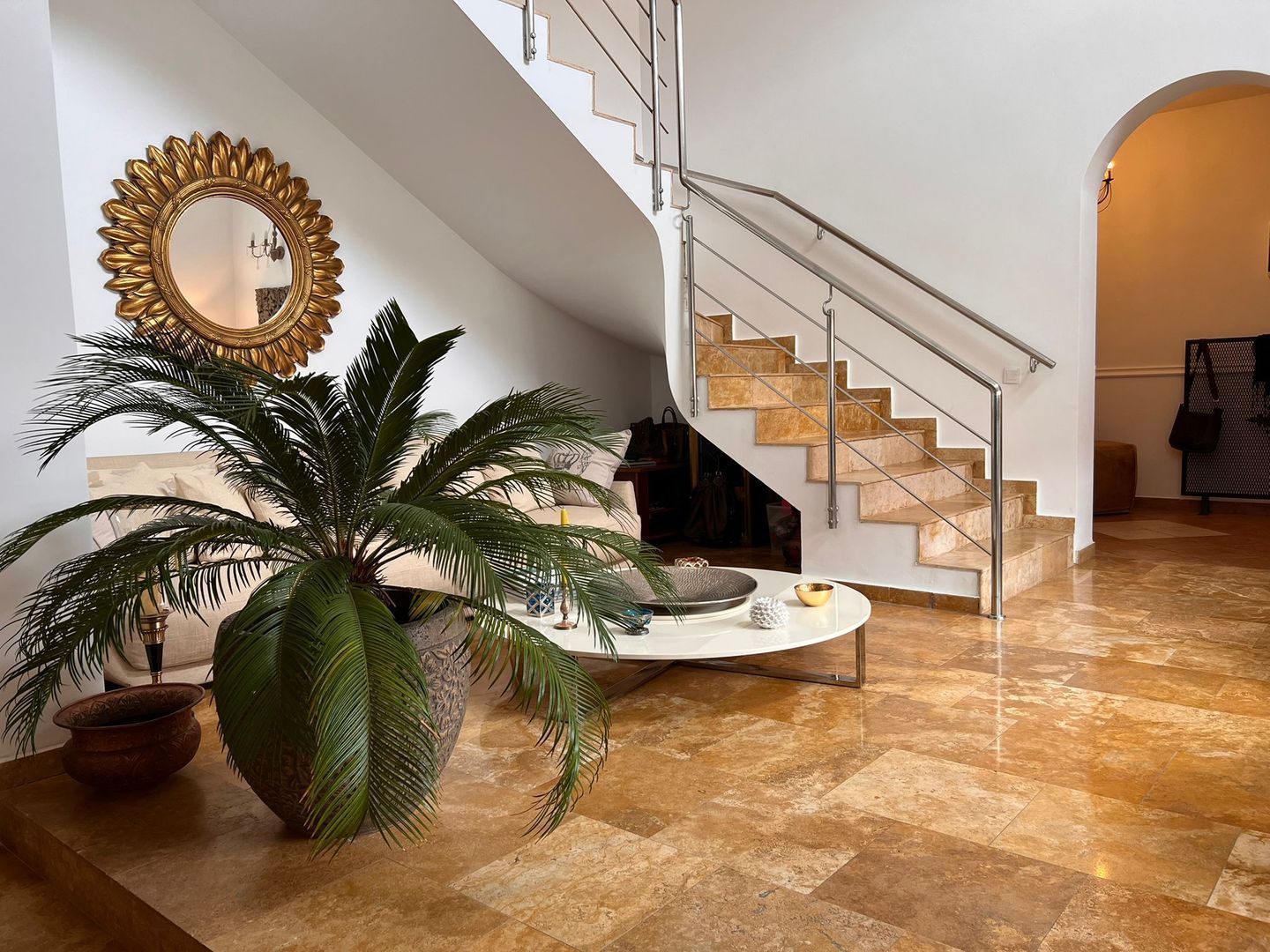 Vilă Superba de Lux de Închiriat în Iancu Nicolae – Confort și Eleganță la Cele - Poză 3